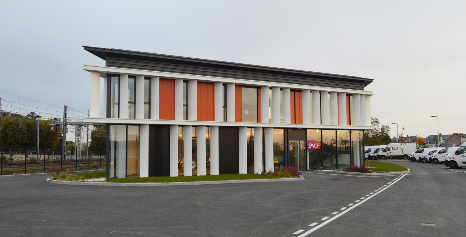 Bâtiment tertiaire et ateliers SNCF Réseau - Blois